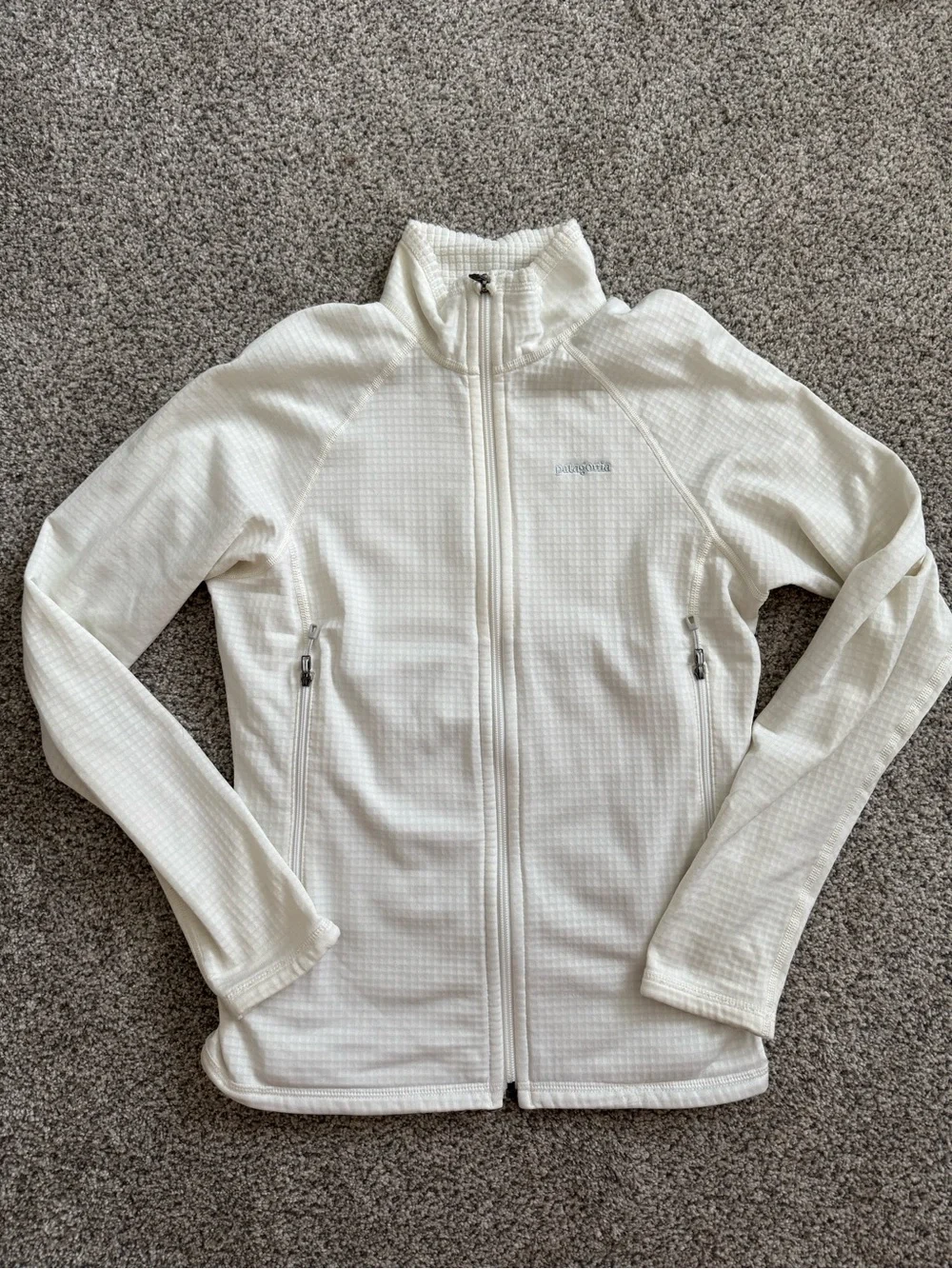 Patagonia Women's Cream Grid-Textured Full-Zip Jacket - Picture 1 of 3